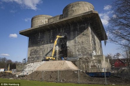 Nasist bunkerini günəş elektrik stansiyasına çevirəcəklər - 2 Nasist bunkerini günəş elektrik stansiyasına çevirəcəklər - 2